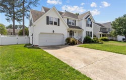 627 Bartell Drive, Chesapeake, VA 23322