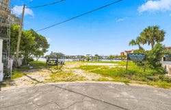 5400 ALOHA Drive, ST PETE BEACH, FL 33706