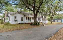 1302 E 1st Street, Mount Pleasant, TX 75455