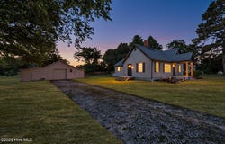 125 Robert Walker Road, Moyock, NC 27958