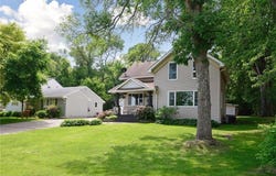 301 E Lake Street, Waconia, MN 55387
