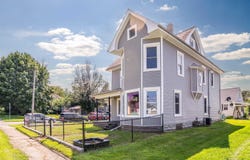 309 Blackhawk Street, Reinbeck, IA 50669