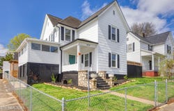 300 N B St, Lenoir City, TN 37771