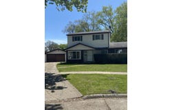 26084 Tawas Street, Madison Heights, MI 48071