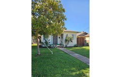 2727 Chester Lane, Bakersfield, CA 93304
