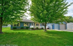 1168 S Vassar Road, Burton, MI 48509