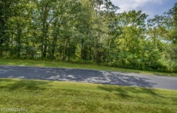 400 Catoosa Lane, Loudon, TN 37774