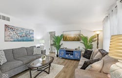 2101 E Grace Court, Muncie, IN 47302
