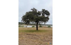 4401 Potters Creek Road, Canyon Lake, TX 78133