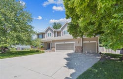303 Trevor Court, Norwalk, IA 50211