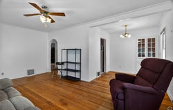 2325 SW Harrison ST, Topeka, KS 66611