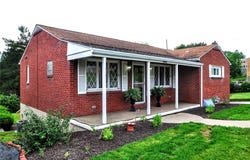 2200 Parklyn Street, Overbrook, PA 15234