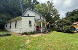 337 Coal Valley Rd, Jefferson Hills, PA 15025