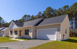 321 HUNTSMAN WAY, MONTROSS, VA 22520