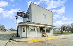 300 E Railway Street, Coleman, MI 48618