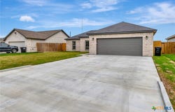 305 Turkey Lane, Victoria, TX 77905