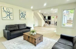806 E 7th St, Newton, KS 67114