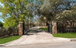 728 Garraty Circle, Terrell Hills, TX 78209