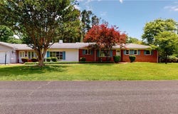 1816 Gwyn Street, Mount Airy, NC 27030