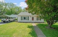 6 Tremont Drive, Nassau, NY 12123