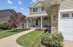 15605 Aurora Avenue, Urbandale, IA 50323