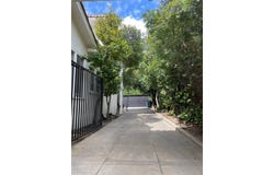 1195 N Chester Avenue, Pasadena, CA 91104