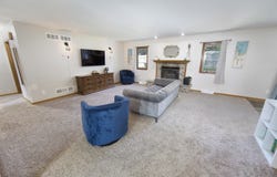 W208n16591 Celtic Ct, Jackson, WI 53037
