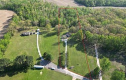 1230 JOANN Rd, Somerville, TN 38068