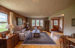 5157 Orangeport Road, Clay, NY 13029