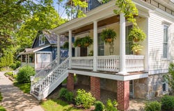 2 Madison Avenue, Saratoga Springs, NY 12866