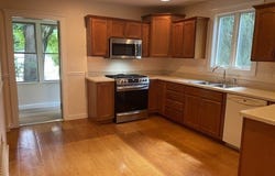 186 North St, Ware, MA 01082