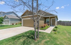 393 Gabbro GDNS, San Marcos, TX 78656