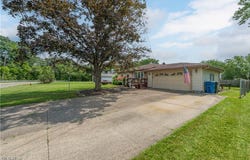 1140 W River Road, Vermilion, OH 44089