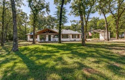 5704 Pecan Circle, Alvarado, TX 76009