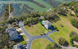 17 Shear Water Dr, Hilton Head Island, SC 29926