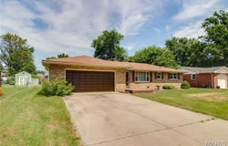 210 Pinewood Drive, Godfrey, IL 62035