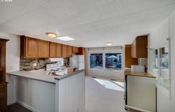 3950 COBURG Rd, Eugene, OR 97408