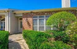 2321 Shadowbrook Dr, Baton Rouge, LA 70816