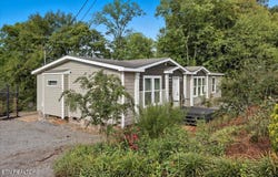 340 Trigonia Rd, Greenback, TN 37742