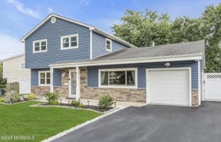 3 Briscoe Terrace, Hazlet, NJ 07730