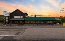 244 S Main St, Hatch, UT 84735