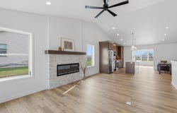 336 TWILIGHT Trail, FOND DU LAC, WI 54937-7545