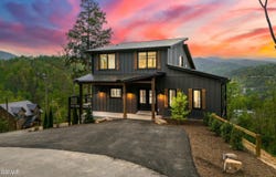 261 Browns Ridge Road, Gatlinburg, TN 37738