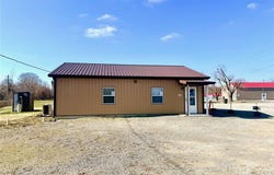 307 E State Street, Delta, MO 63740