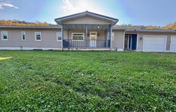 14967 BILGER Road, MOUNT UNION, PA 17066