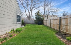 575 Bayport Avenue, Bayport, NY 11705