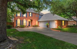 2713 Creek Crossing Drive, McKinney, TX 75072