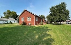 503  N 5th Street, Fredonia, KS 66736