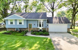 1860 E Choctaw Drive, London, OH 43140
