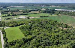 21708 E Eureka Road, Independence, MO 64057